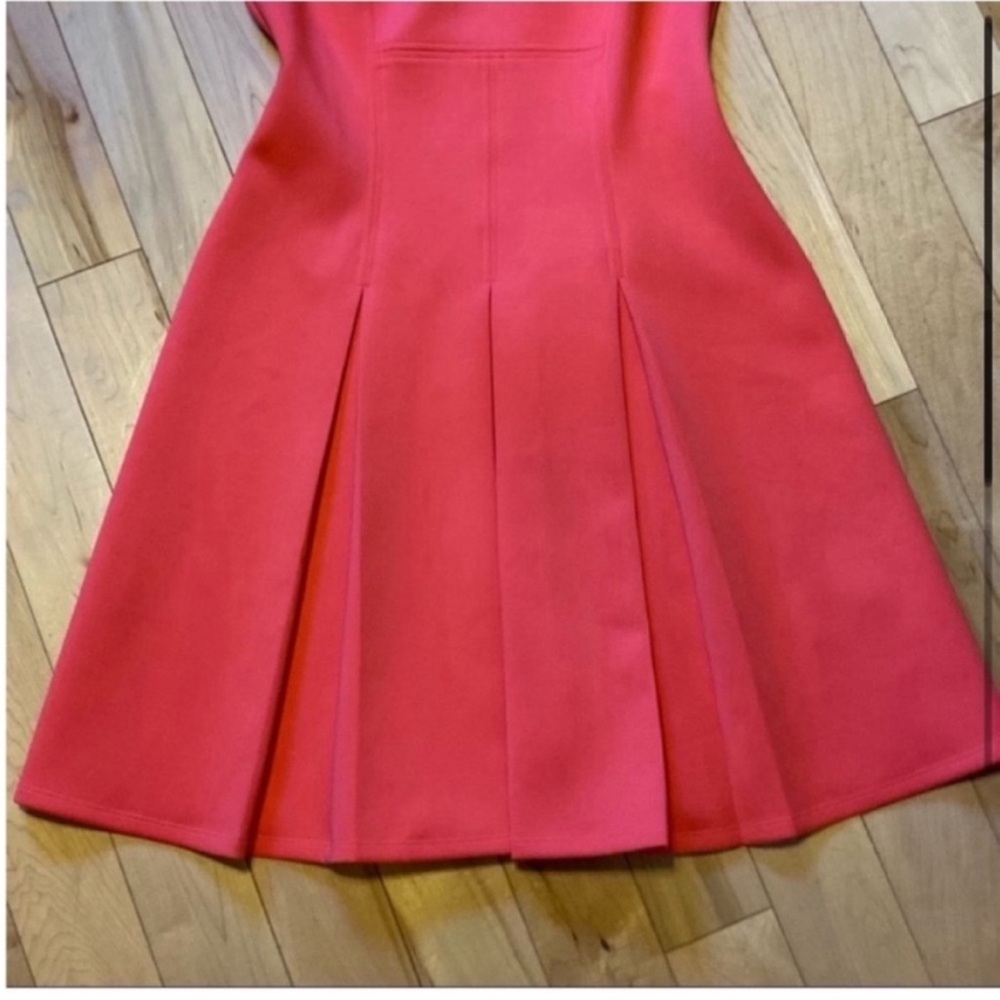 Ted Baker Coral sleeveless skater style dress exposed back gold zipper size 8-10 - Picture 3 of 13